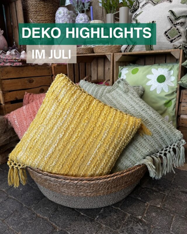 🍋Unsere Deko Highlights im Juli 🍊

Bekommt ihr bei unseren Deko Highlights auch Lust, gemütlich eine eiskalte Limo auf der Terrasse zu trinken? 🍋‍🟩

Im Landfuxx Much findet ihr alles, um diesen Moment so richtig zu zelebrieren und euren Balkon oder eure Terrasse dabei richtig schön aussehen zu lassen 🍋🍋‍🟩. 

Entdeckt unsere gemütlichen Kissen für drinnen und draußen, schöne Laternen und Kerzen, bunte Vasen oder hübsche Untersetzer für eure Sommerdrink 🍋‍🟩🍹

Bis zum 18.07.26 spart ihr übrigens noch 5€ ab einem Einkaufswert von 50€!

Wir freuen uns auf euren Besuch! 🧡
