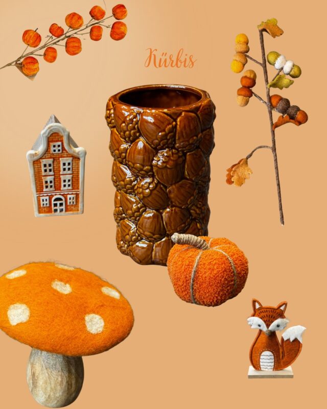 Welche Farbe passt zu deinem Zuhause? 🦊🌰🍒🌲

Von Kürbisorange über Haselnussbraun und Moosgrün bis Kirschrot – im Landfuxx Much findest du schöne Deko in den Herbst-Trendfarben 2026.

Viel Spaß beim Zusammenstellen deiner Herbst-Deko! 🍁🧡🌰